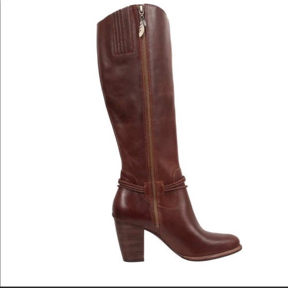 Ugg Neoma Brown Boot NWOT - Picture 2 of 8